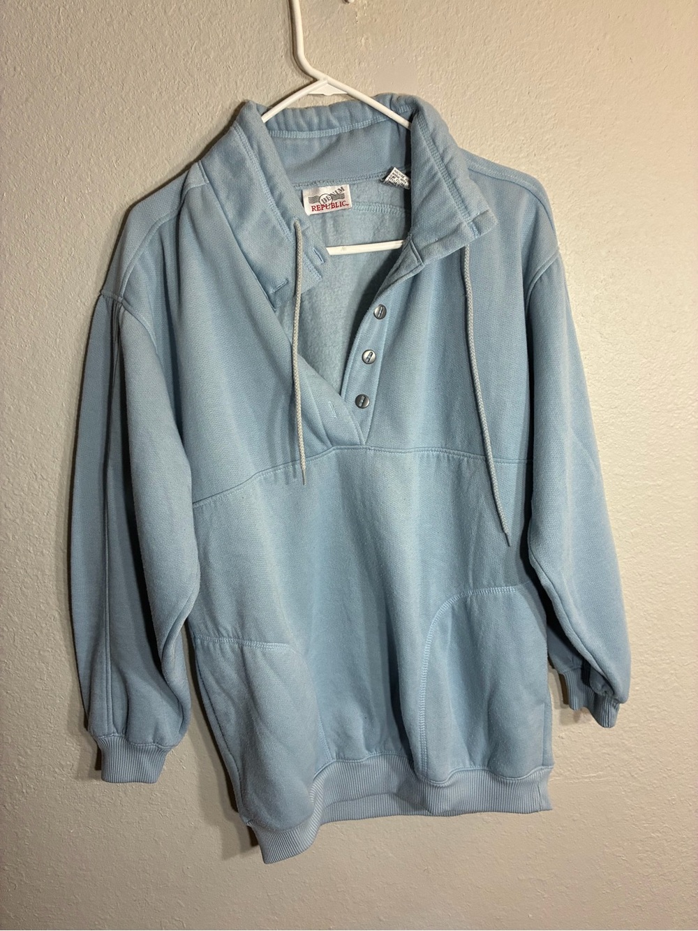 Vintage Light Blue Pullover Fleece Sweater